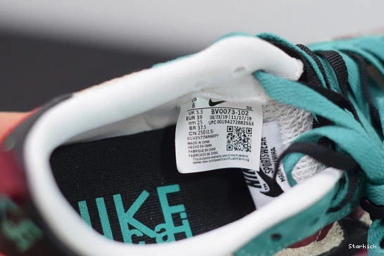   Red Vaporwaffle Green sacai Villain Neptune DD3035-200 Nike 0711